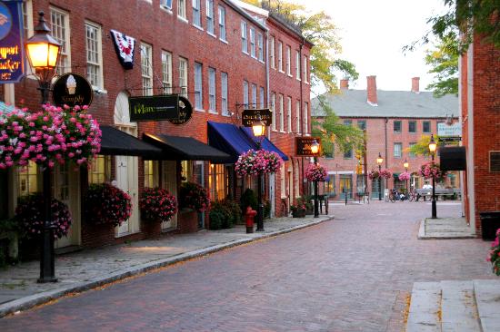 Newburyport, MA 01950
